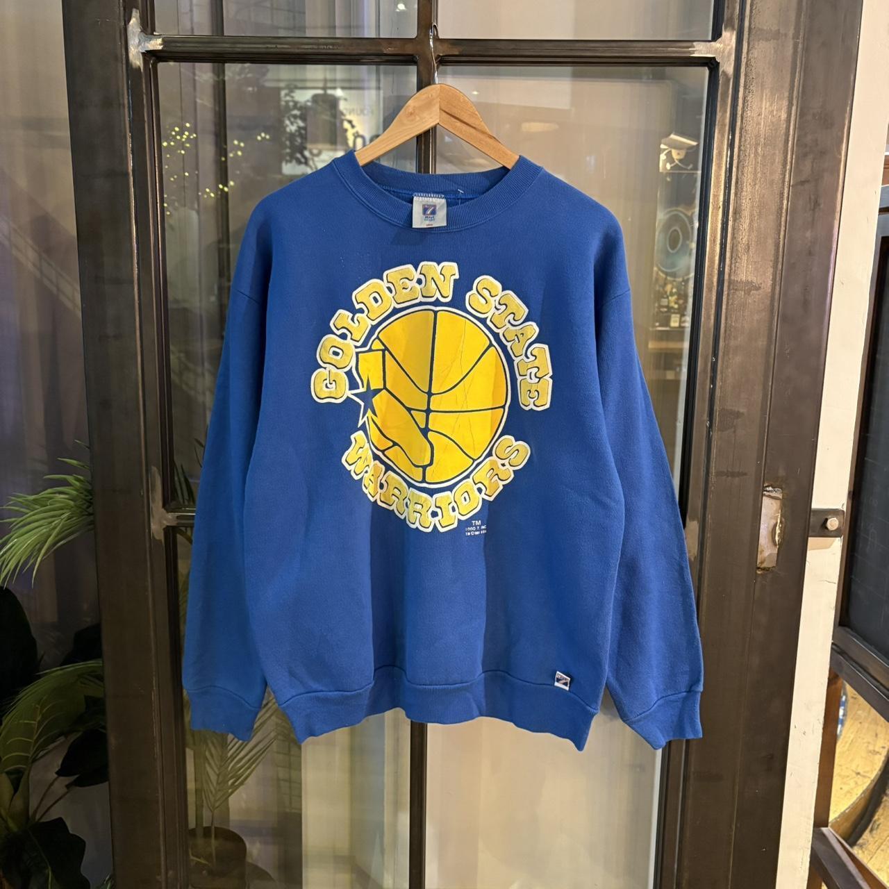 0125C11 - Vintage Retro Essential NBA Logo 7 Golden State Warriors Crewneck Jumper Sweatshirt with big spellout print logo #90s #basketball #nba #warriors #goldenstatewarriors