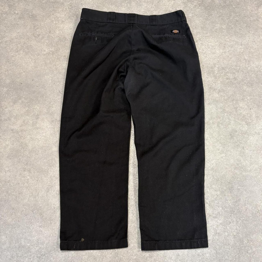 BR1011BA-U - Vintage retro essential Black Dickies Straight Leg Trousers pants casual workwear #skater #utility #workwear #straightleg #dickies