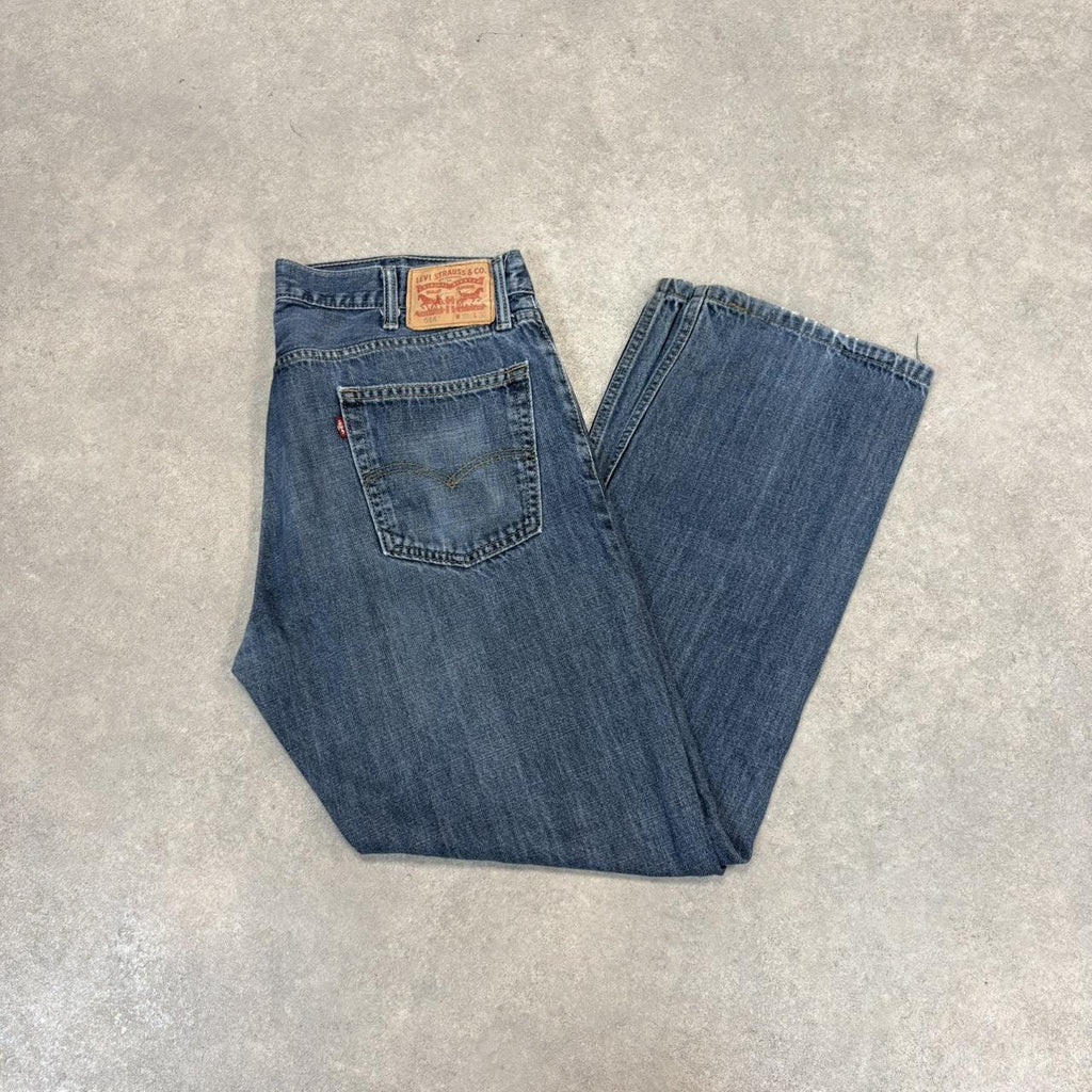 BR2701FO-U - Vintage retro essential Levi’s 514 Straight Leg Blue Wash Denim Jeans Trousers pants #denim #levis #levis514 #starightleg #jeans
