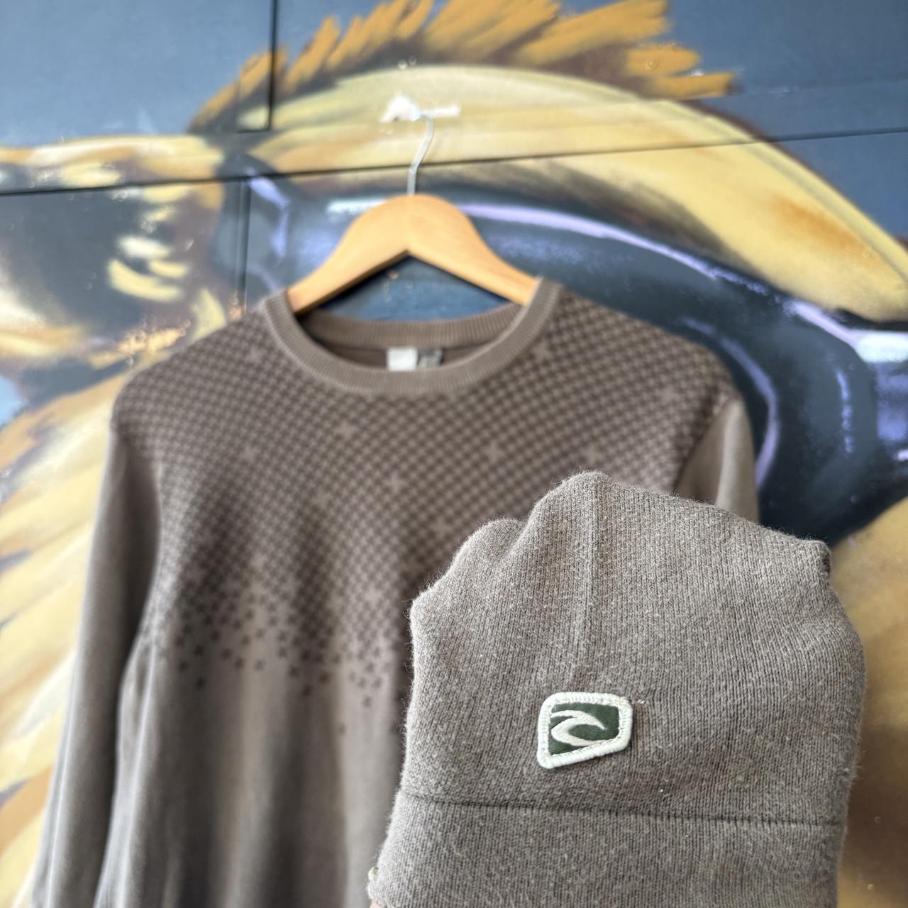 Vintage Ripcurl Sweatshirt Mens Medium Brown Cross Stitch Pattern Graffiti Script Embroidered Logo Knit Jumper Surf Top 90s Y2K 00s