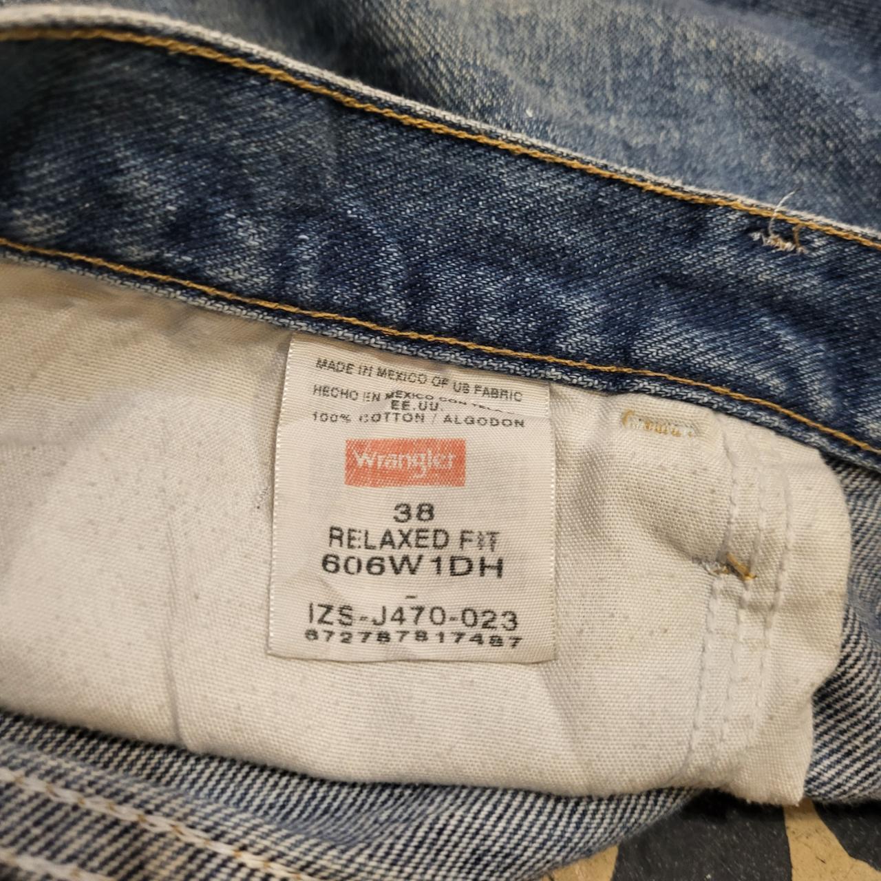 JRT5015 - Vintage Retro Wrangler Blue Wash Denim Jorts Shorts Jorts with detailed embroidered patch logo #jorts #wrangler #y2k #skater #hiphop