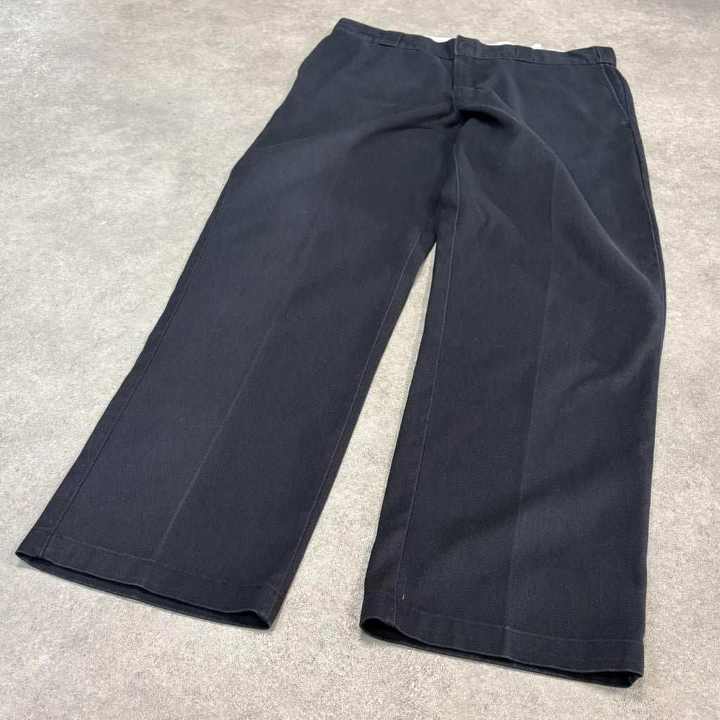 BR1912ZO-U - Vintage retro essential Black Dickies 874 Straight Leg Trousers pants casual workwear #skater #utility #workwear #straightleg #dickies