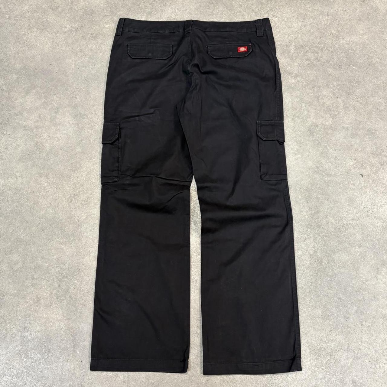BR1912AAH-U - Vintage retro essential Black Dickies Straight Leg Cargo Trousers pants casual workwear #cargo #utility #workwear #straightleg #dickies