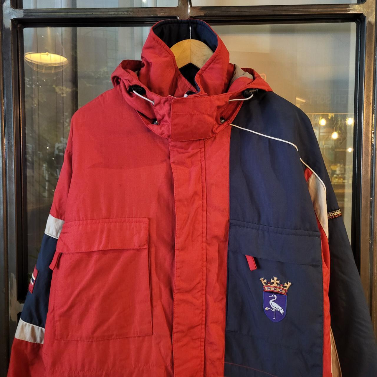 WCJ003F - American Vintage Retro Essential Two Block Red Navy Napapijri Geographic Voyage Cordura Teflon Coat Full Zip Up Hooded Jacket #expedition #outdoors #napapijri #90s #gorpcore