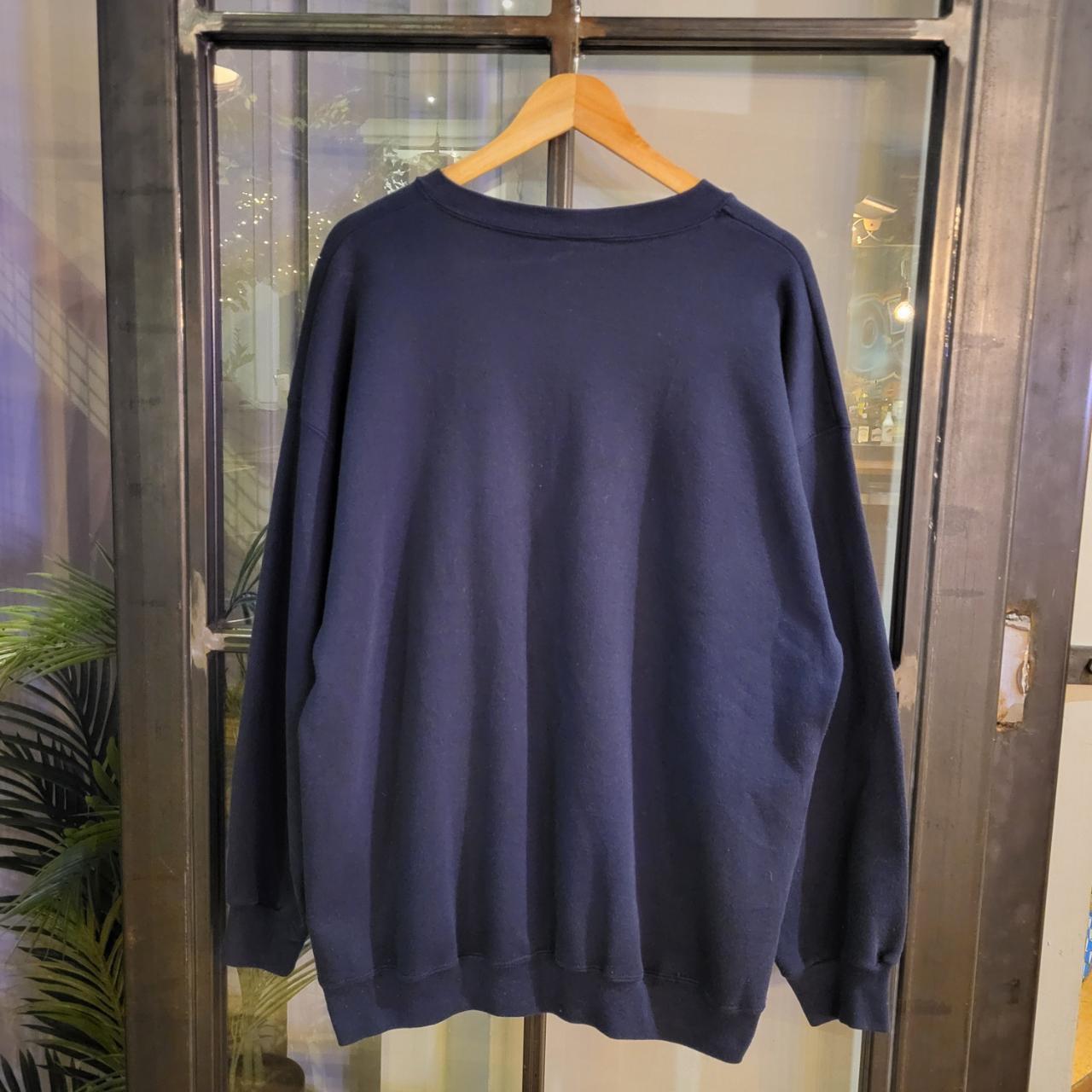 SWT330 - Vintage Retro Essential Georgetown College Navy sweatshirt with graphic print spell out #college #Jumper #crewneck #casual #y2k