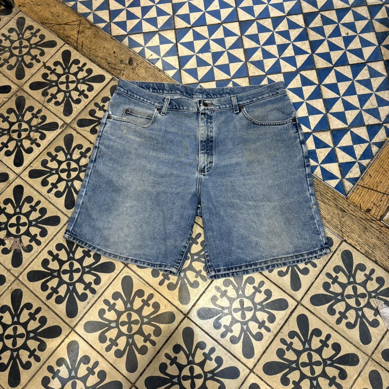 JRT108 - Vintage Retro Essential Rider Mid Blue Wash Denim Shorts Jorts with detailed patch Logo carpenter workwear #hiphop #90s #jorts #skater