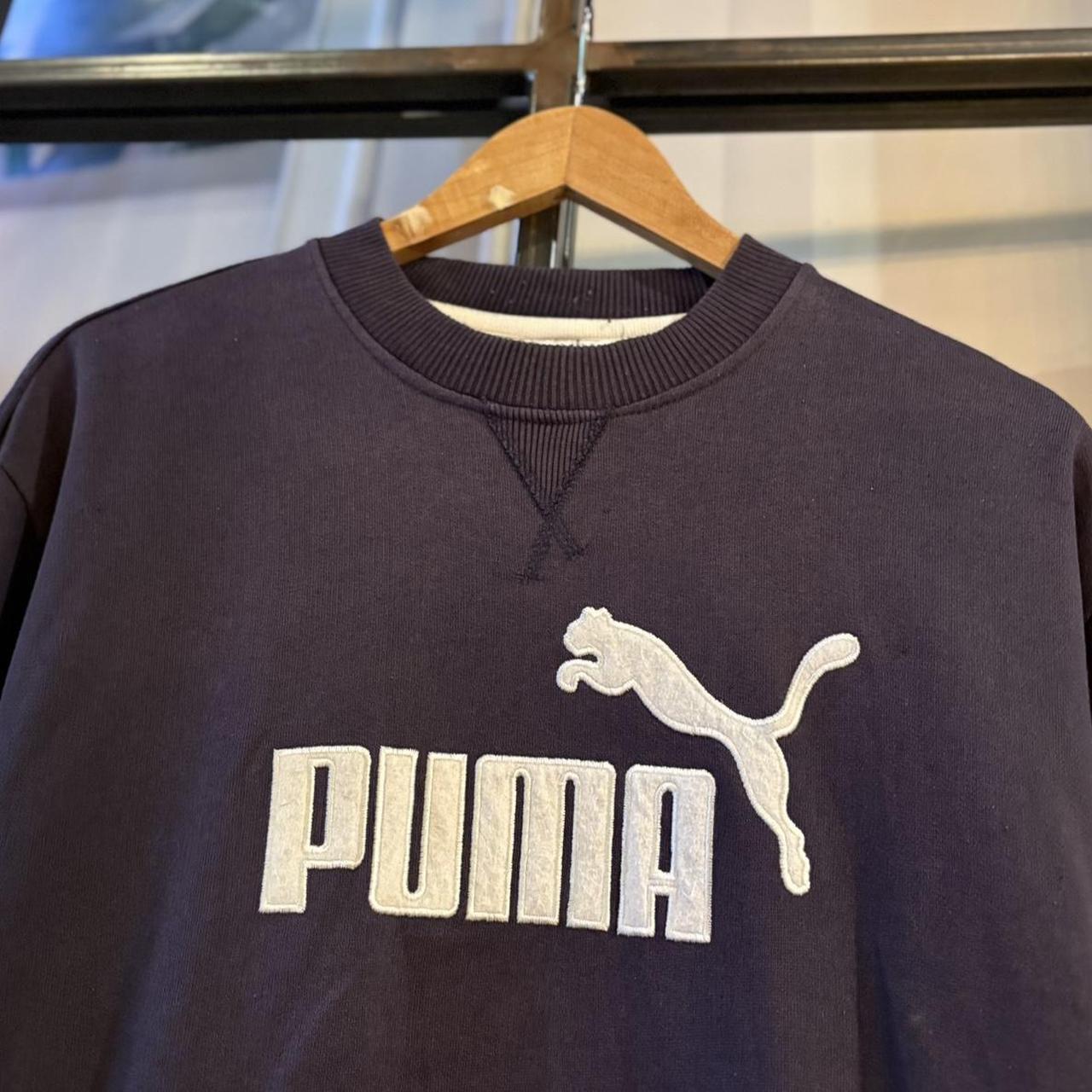 MA0406DZ-P - Vintage Retro Essential Navy Puma Crewneck Jumper Sweatshirt with embroidered patch spell out logo #90s #sportswear #essential #y2k #puma