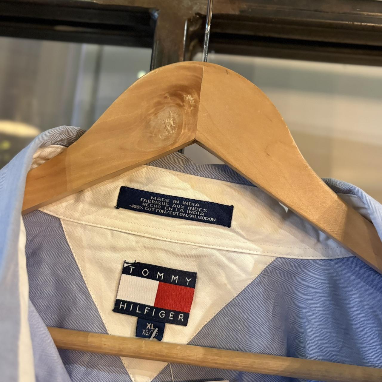 1224D56-P - Vintage Tommy Hilfiger Herringbone Plain Longsleeve collared button up polo shirt top #Y2K #preppy #chiefkeef #smartcasual #oldmoney