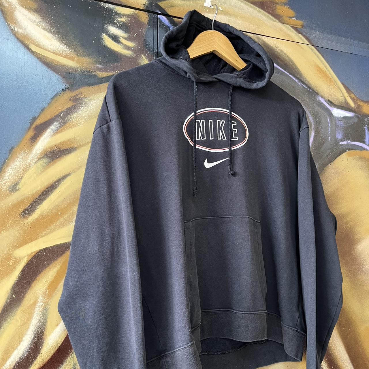 Nike Large Embroidered Centre Logo Hopdie