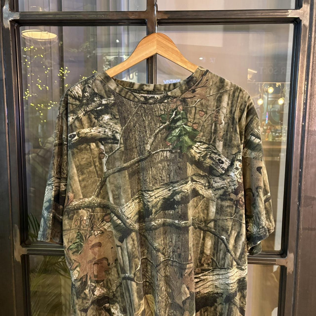 RTT227 - Vintage Retro essential adult mens RealTree Camouflage Khaki Green Brown Field Hunting graphic print Top T-Shirt Tee #realtree #utility #camo #hunting