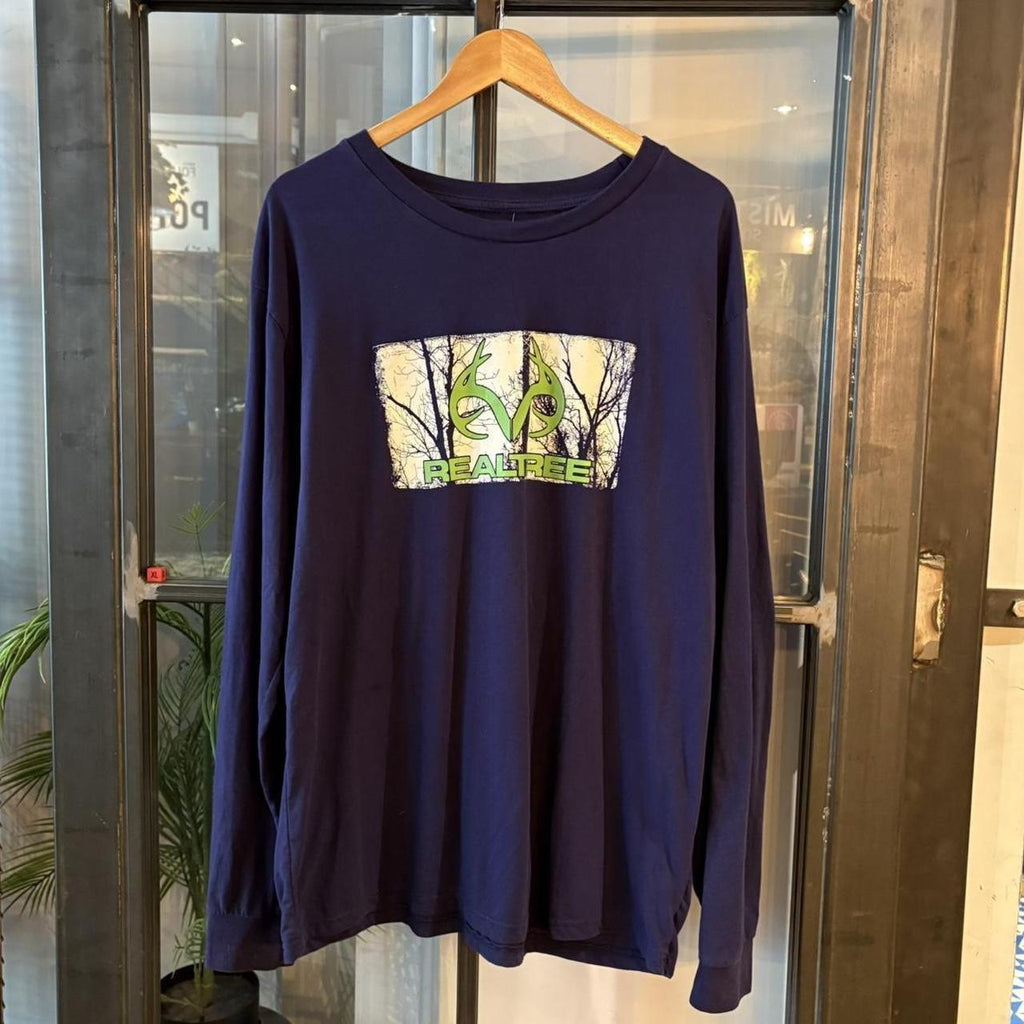 0325H95F - Vintage Retro Essential Navy Realtree Longsleeve Graphic Print Top Tee T-shirt #90s #graphic #top #essential #basic