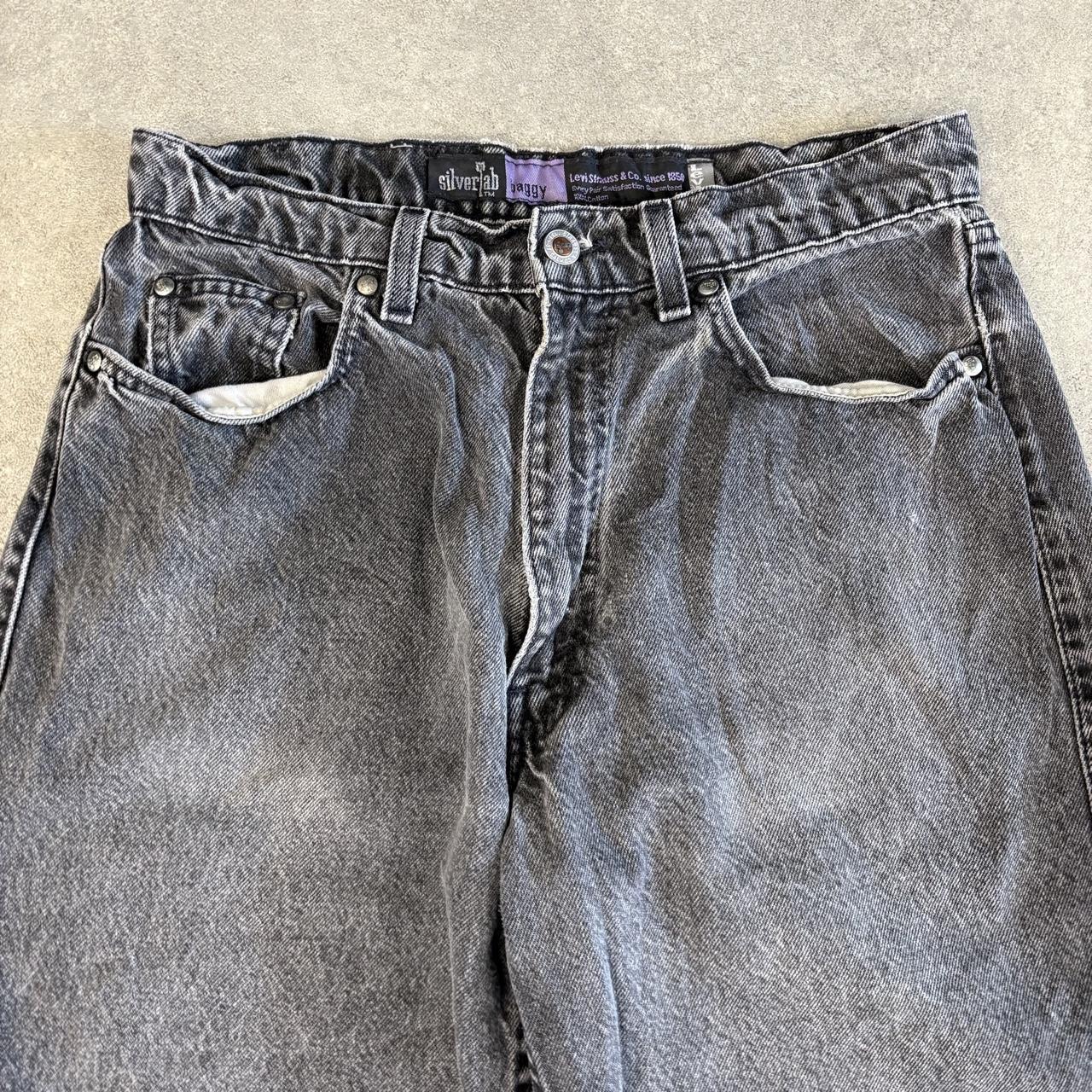 Vintage Levi’s Silvertab Jorts Mens Black Wash Denim Jean Shorts Baggy Knee Length Wide Leg Skate Surf Hip Hop 00s Y2K