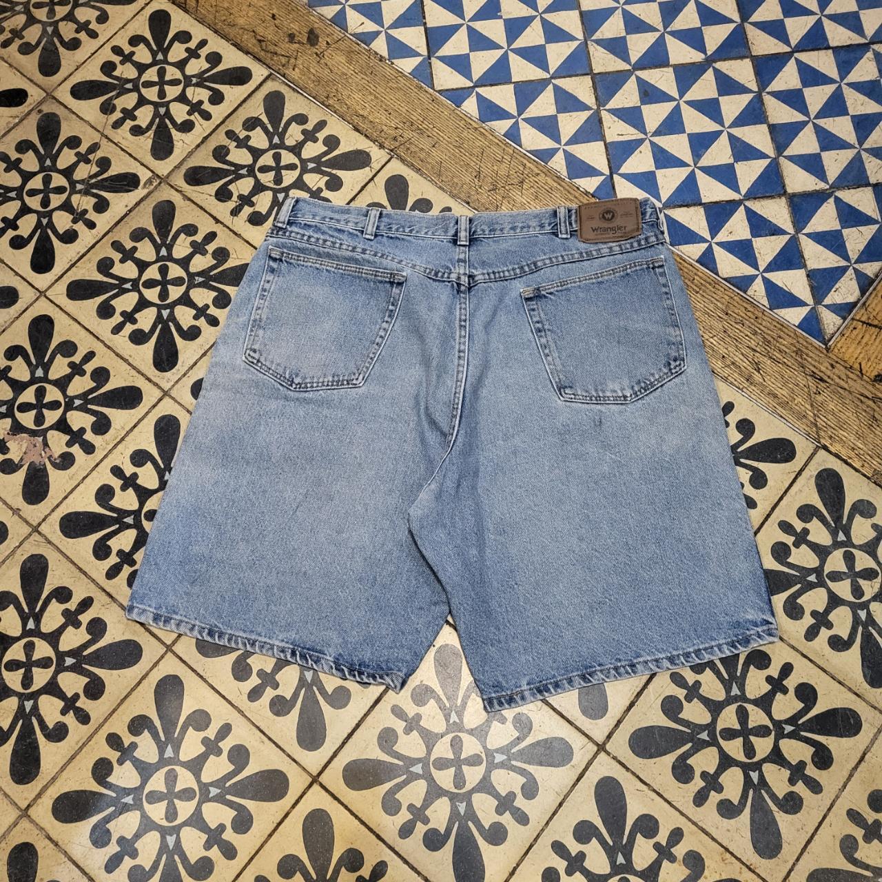 JRT300 - Vintage Retro Wrangler Blue wash Denim Shorts Jorts with detailed embroidered Logo carpenter workwear #skater #y2k #jorts #wrangler #hiphpp