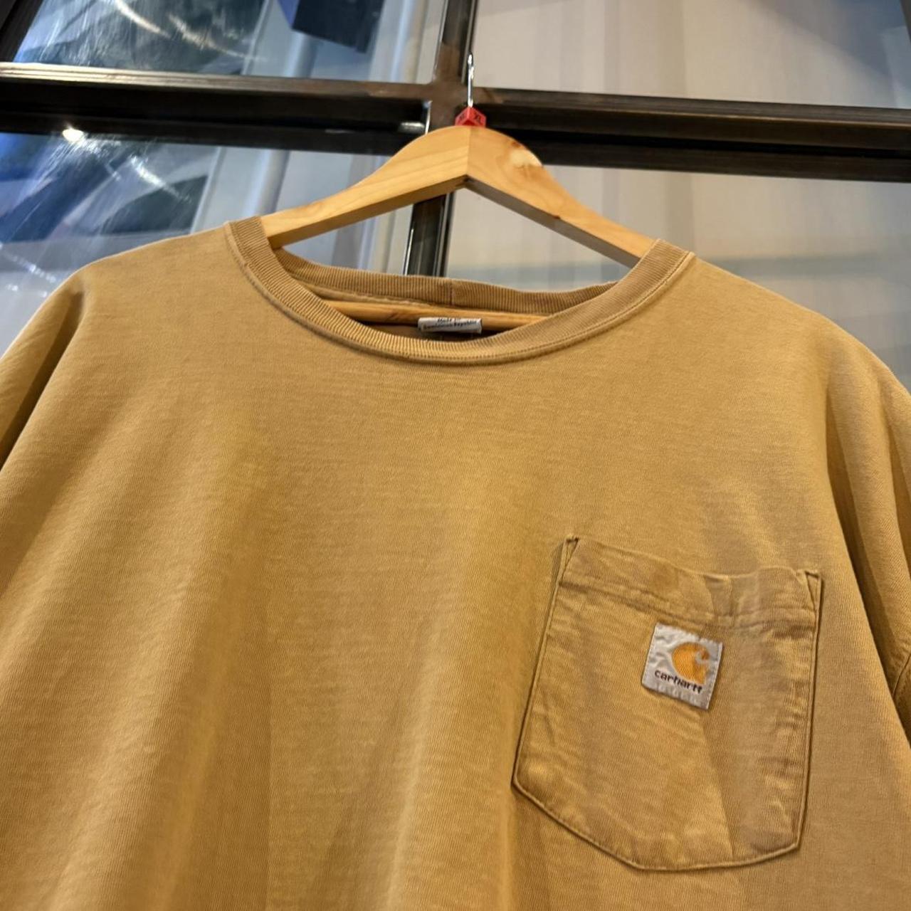 BR2804DJ-F - Vintage Retro Essential Camel / Beige Carhartt Pocket Top Tee T-shirt with embroidered patch logo #skater #workwear  #carhartt #y2k #wideboxy