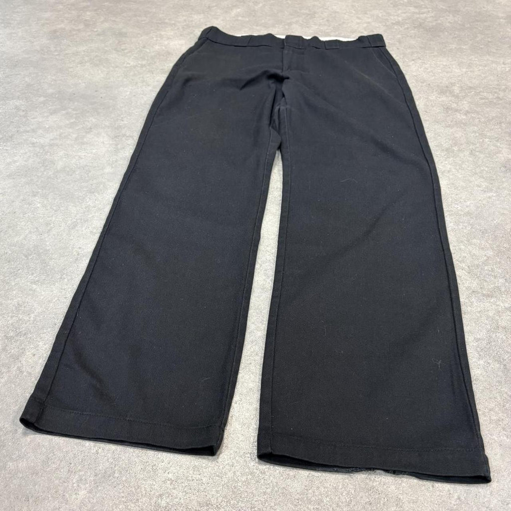 BR1912AAI-U - Vintage retro essential Black Dickies 774  Straight Leg Trousers pants casual workwear #skater #utility #workwear #straightleg #dickies