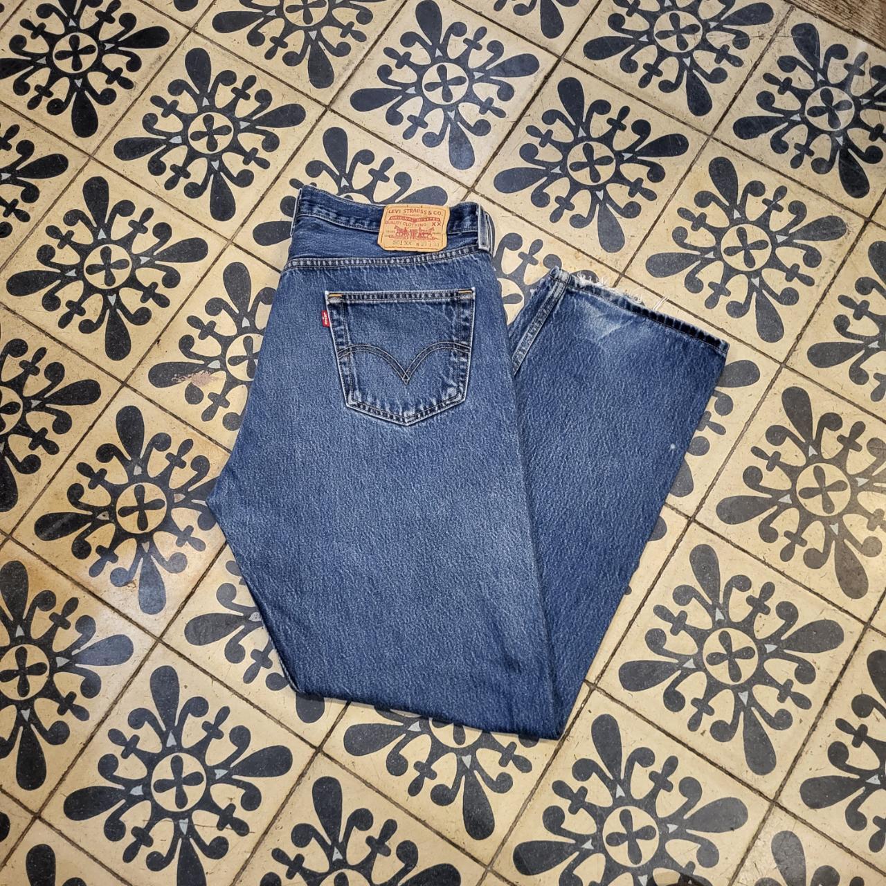 TRW330-P - Vintage retro essential Baggy Overszied Levi's 501 Blue Wash Denim Jeans Trousers pants with embroidered label carpenter casual workwear wide leg skate 90s Y2K style #Baggy #hiphop #skater #carpenter #