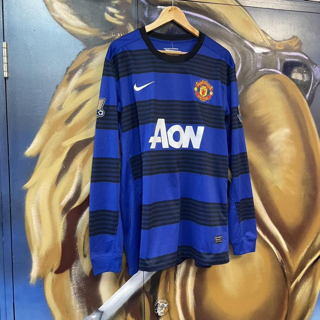 2011 2012 Manchester United Nike Away Striped Long Sleeve