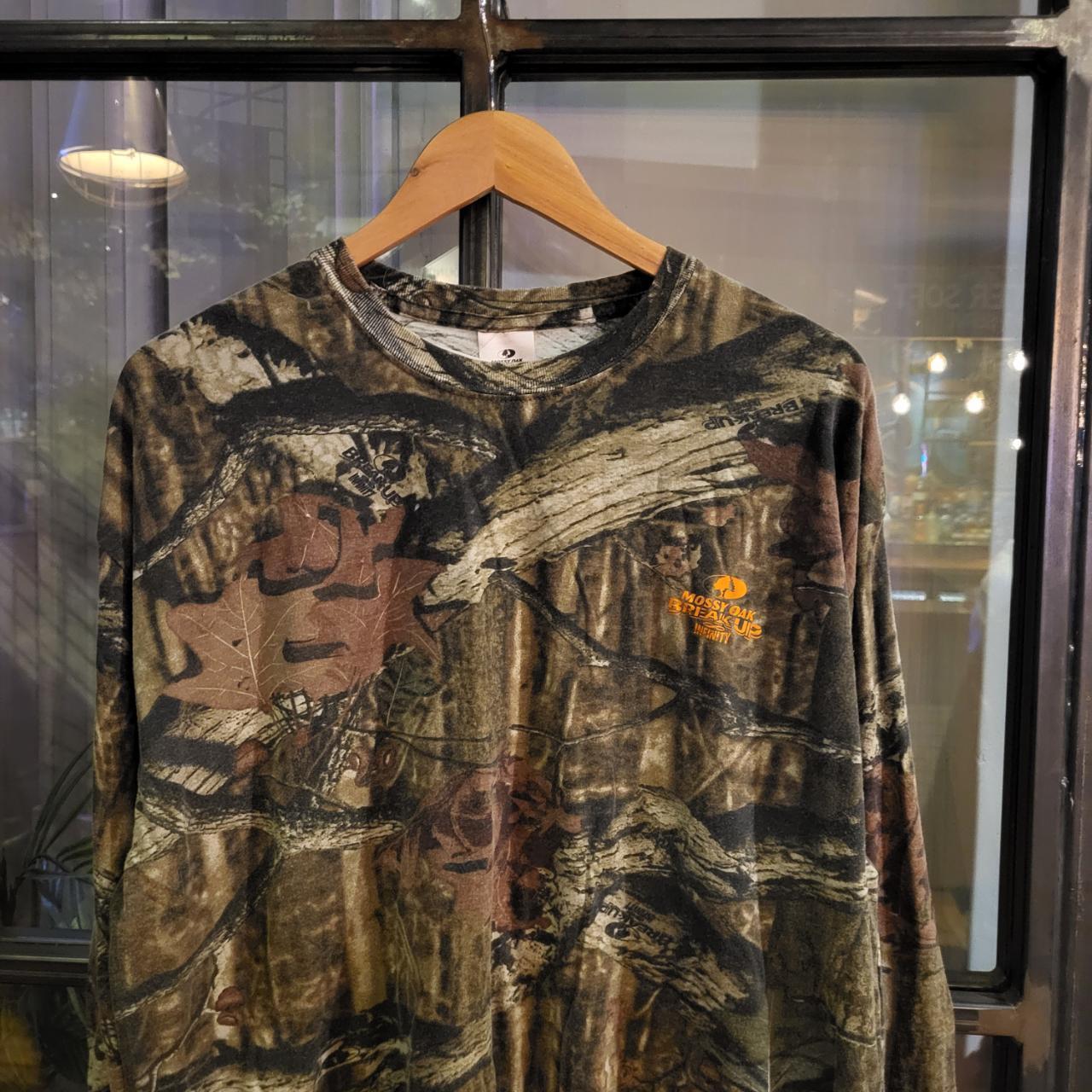 RTT123 - Vintage Retro essential RealTree Camouflage Khaki Green Brown Field Hunting graphic print Top T-Shirt Tee #hunting #camo #utility #realtree