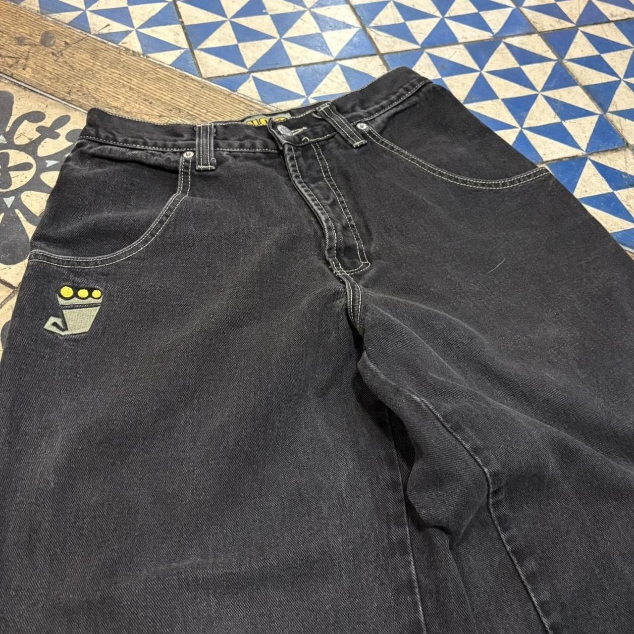 BR1710A - American Vintage Retro Essential  JNCO Black Wash Denim Shorts Jorts with detailed embroidered patch Logos hip hop baggy wide leg 90s 00s y2k grunge streetwear style workwear #hiphop #90s #jorts #skater #jnco