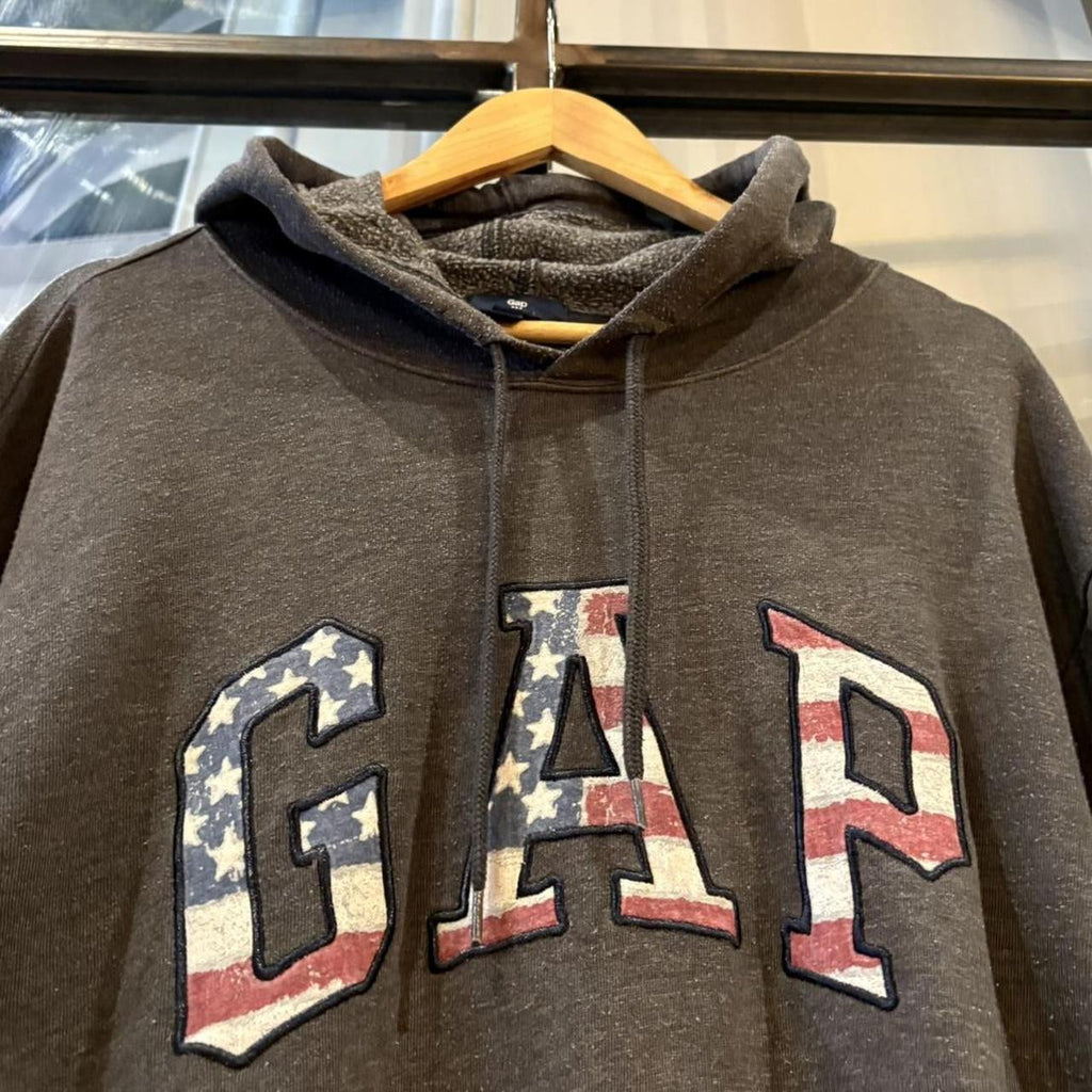 Vintage Retro Essential Dark Grey Gap America. Sweatshirt Hoodie with embroidered patch logo #90s #sportswear #essential #gap #y2k