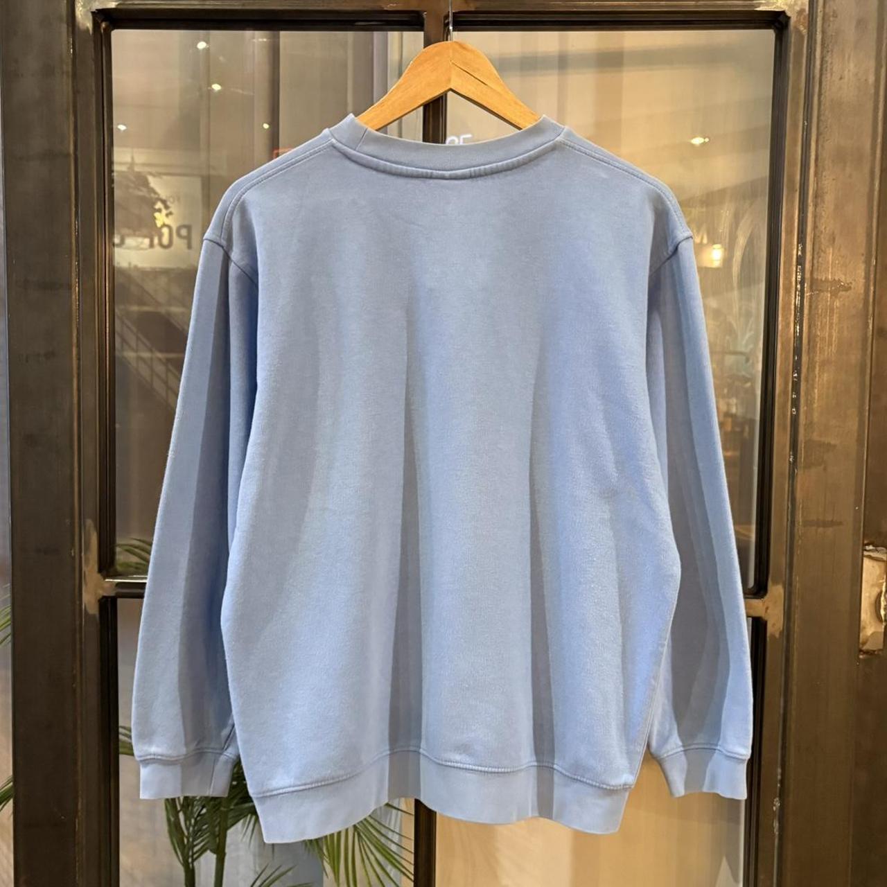 MA2207IR-P - Vintage Retro Essential Baby Blue Nike Just Do It Crewneck Jumper Sweatshirt with centre swoosh print logo #90s #sportswear #essential #y2k #nike