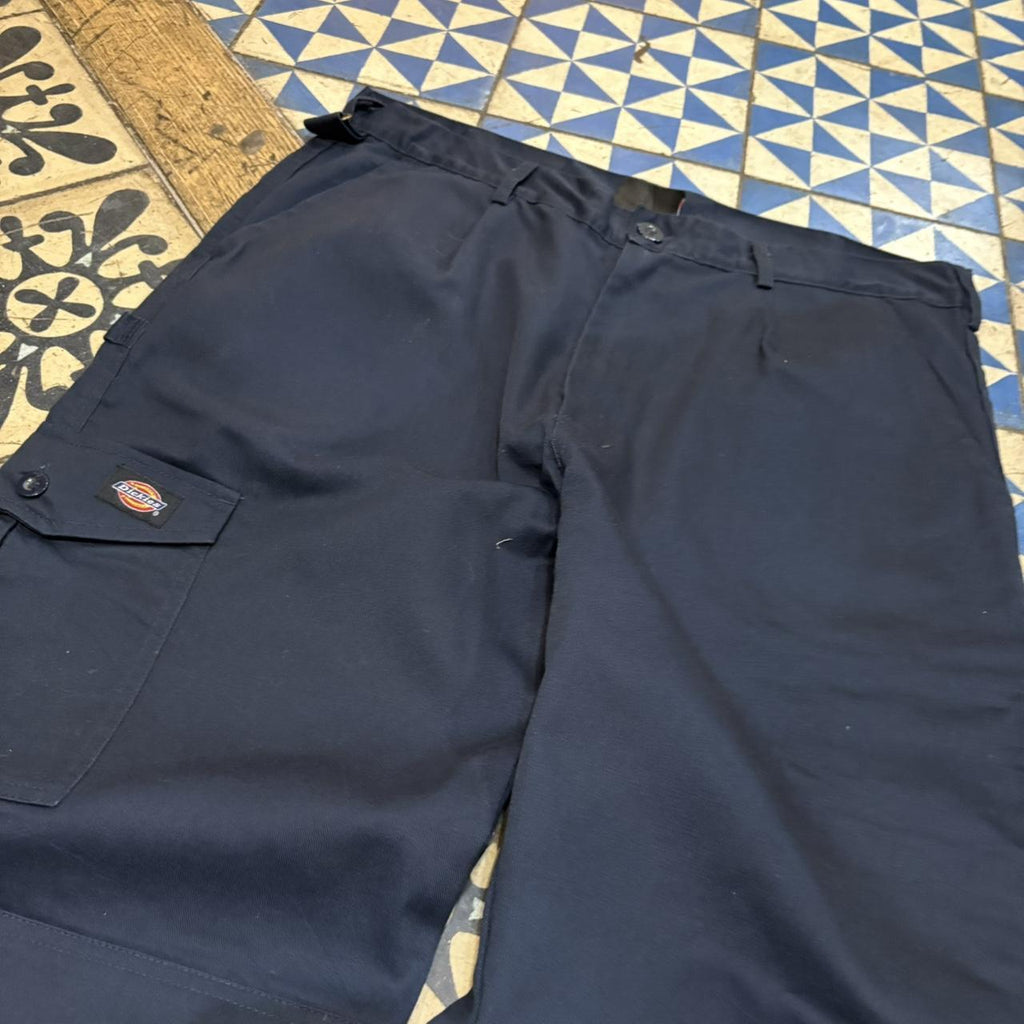 TRW466F-P - Vintage retro essential Navy Dickies Cargo Trousers pants casual workwear #skater #utility #workwear #carpenter #dickies