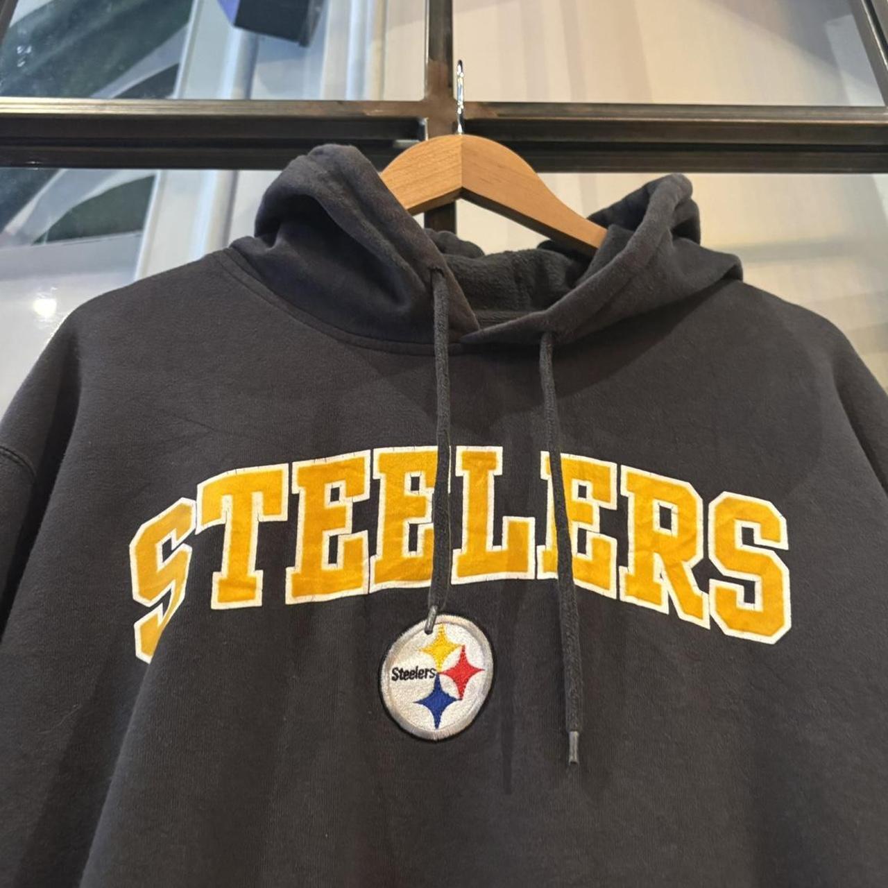 MA0109BW-F - Vintage Retro Essential Black NFL Steelers Sweatshirt Hoodie with embroidered patch logo and print logo spell out #90s #nfl #essential #steelers #y2k