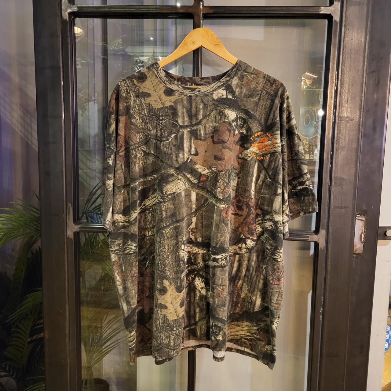 RTT120 - Vintage Retro essential RealTree Camouflage Khaki Green Brown Field Hunting graphic print Top T-Shirt Tee #realtree #y2k #camo #utility #hunting