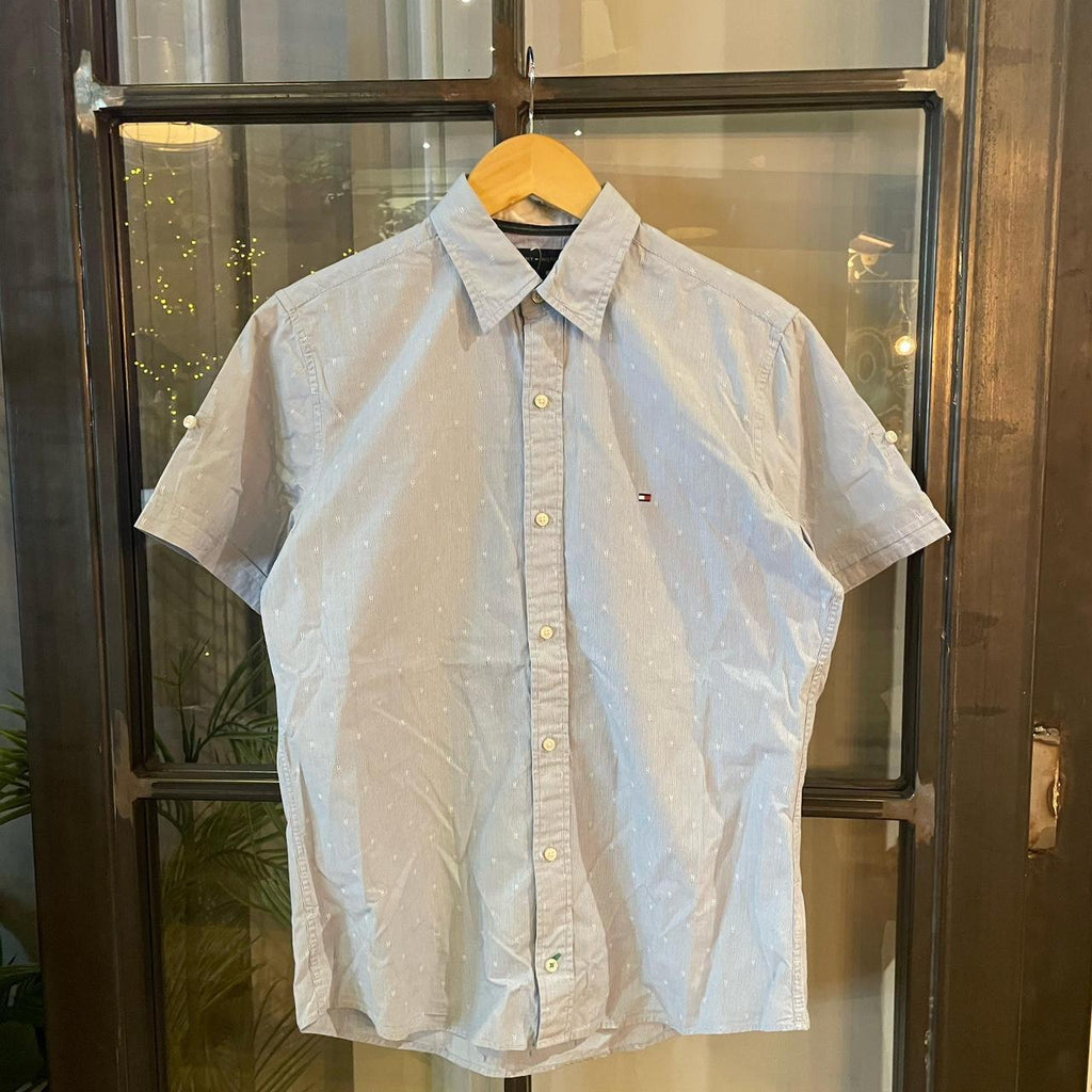 POL382F - Vintage Retro Tommy Hilfiger Light Blue Short Sleeve collared button up polo shirt top #Y2K #preppy #chiefkeef #smartcasual #oldmoney