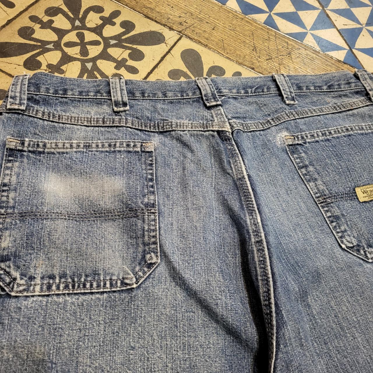 JRT5022 - Vintage Retro Blue Wash Denim Shorts Jorts with detailed embroidered patch Logo carpenter workwear #hiphop #carpenter #jorts #y2k #skater