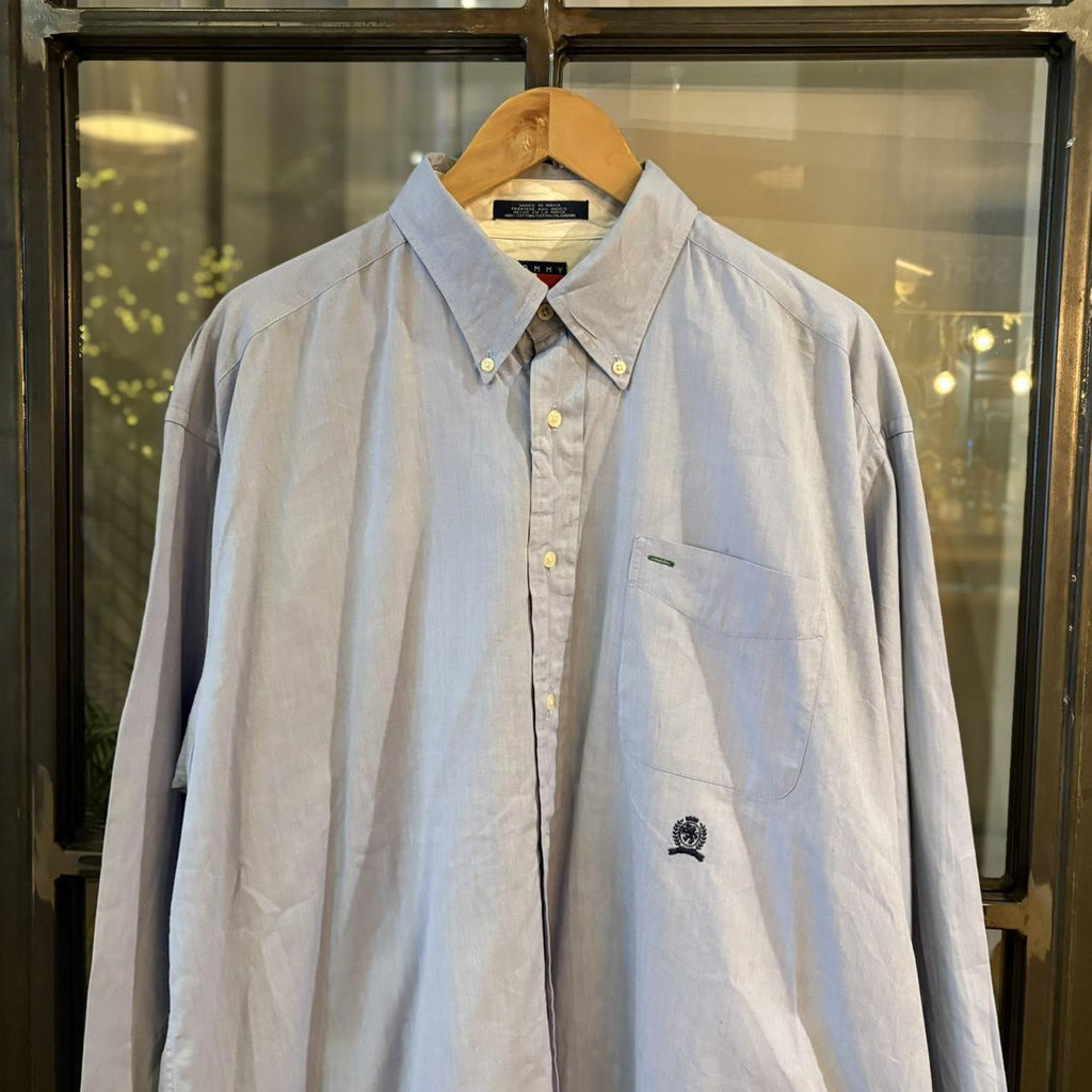 1224D56-P - Vintage Tommy Hilfiger Herringbone Plain Longsleeve collared button up polo shirt top #Y2K #preppy #chiefkeef #smartcasual #oldmoney
