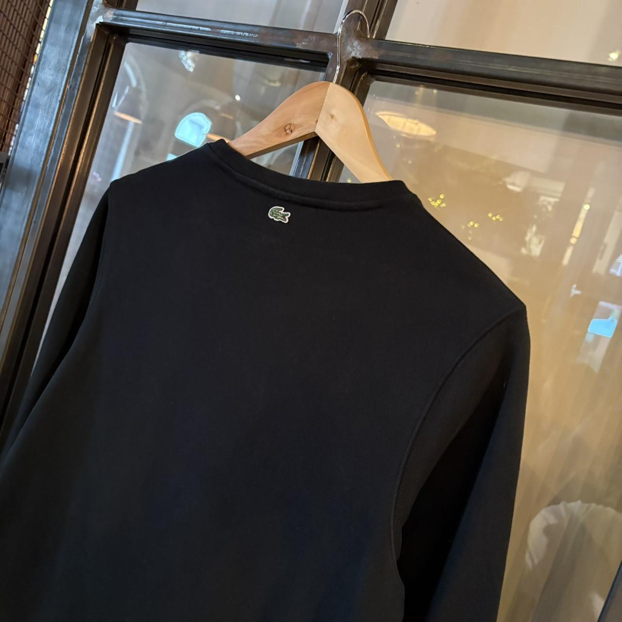 SWT398 - Vintage Retro Essential Black Lacoste Crewneck Jumper Sweatshirt with big spellout print logo #90s #preppy #essential #lacoste #y2k