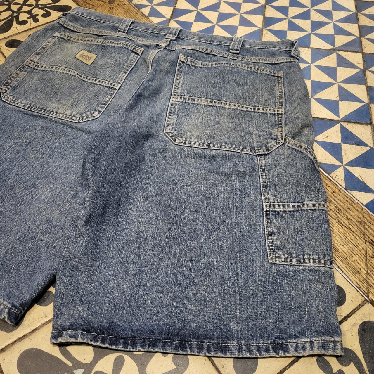 JRT310 - Vintage Retro Lee Blue Wash Denim Shorts Jorts with detailed embroidered Logo graphic carpenter workwear #y2k #carpenter #jorts #skater