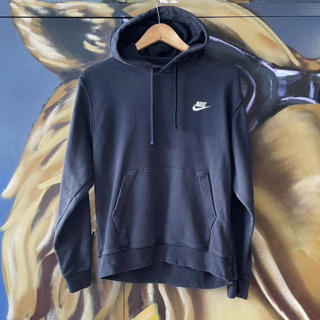 Nike Essential Embroidered Logo Hoodie Y2K Skater Boxy