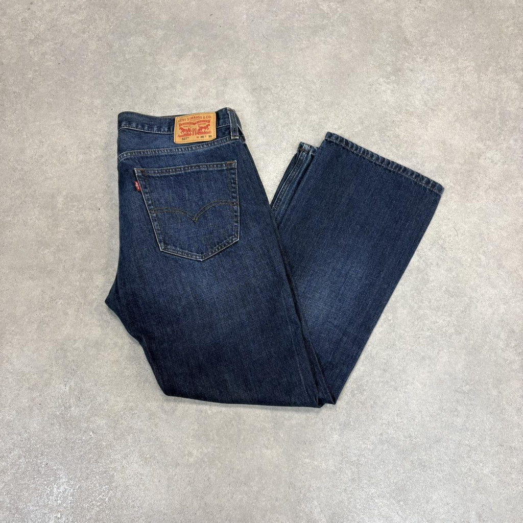 BR2401CN-U - Vintage retro Levi’s 527 Bootcut Dark Blue Wash Denim Jeans Trousers pants #denim #bootcut #levis #levis527 #jeans