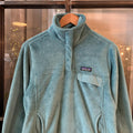 0325C55F - Vintage retro essential Turquoise Patagonia Fluffy 1/4 quarter button up outdoor sweatshirt fleece jacket #patagonia #outdoor #expedition #hike #climbing