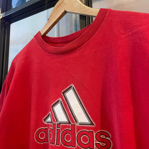0225D97P - Vintage Retro Essential Red Adidas Graphic Print Top Tee T-shirt #90s #graphic #top #essential #adidas
