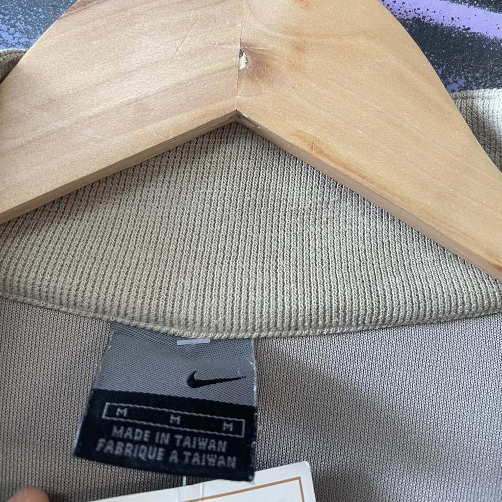 2000’s Nike Essential Embroidered Swoosh Quarter Zip Sweatshirt